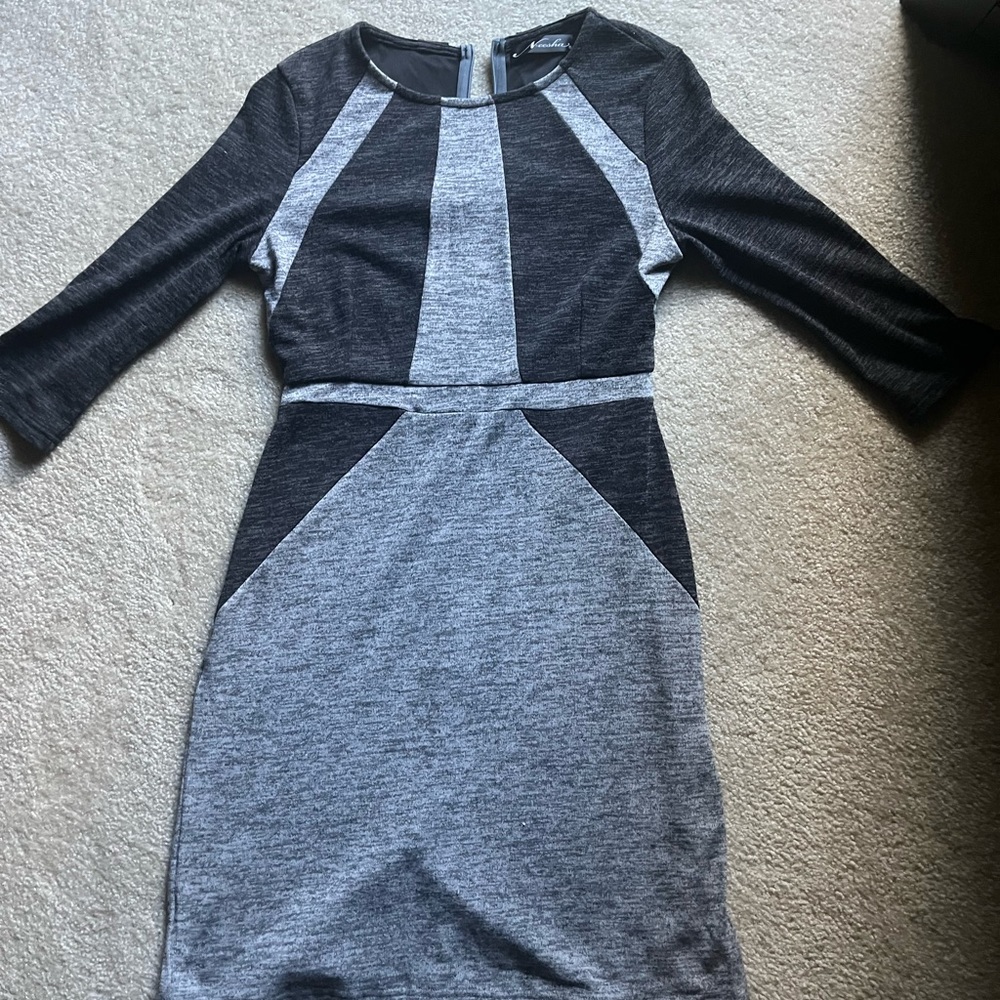Dress.  Size small. Quarter sleeve. Gray and black.